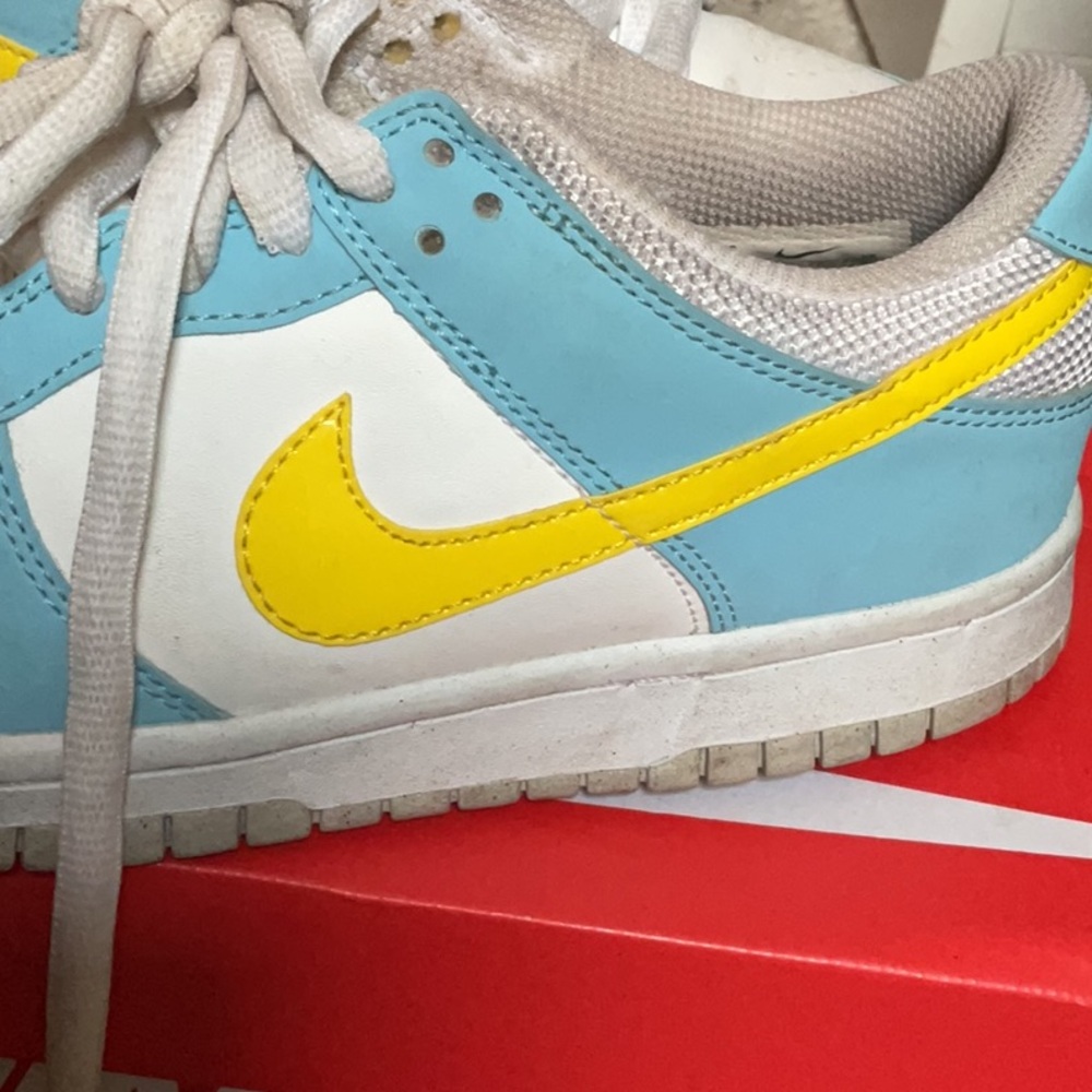 Nike Light Blue and Yellow Sneakers